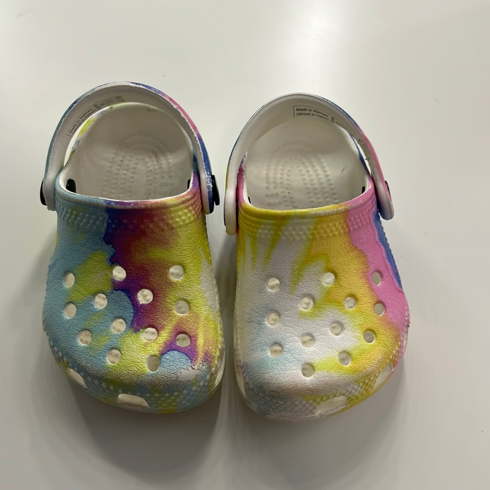 Crocs